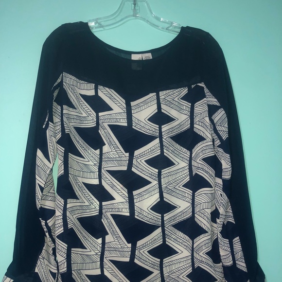 All of these are tops! - Picture 7 of 7